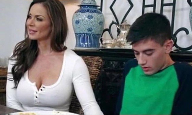 Мілфа - це